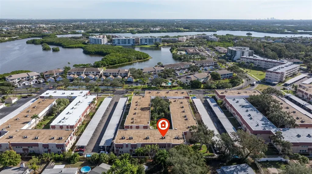 10035 63rd Avenue N St Petersburg FL 33708