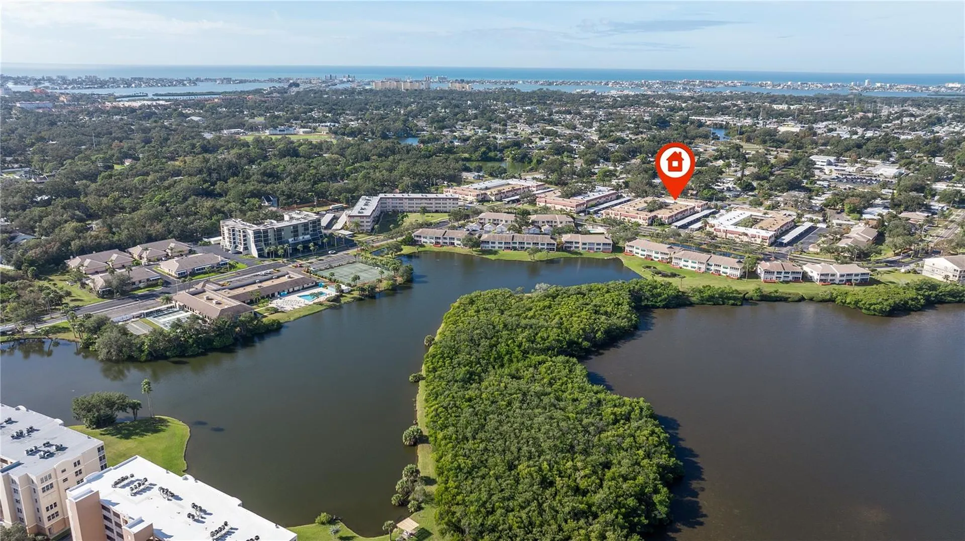 10035 63rd Avenue N St Petersburg FL 33708