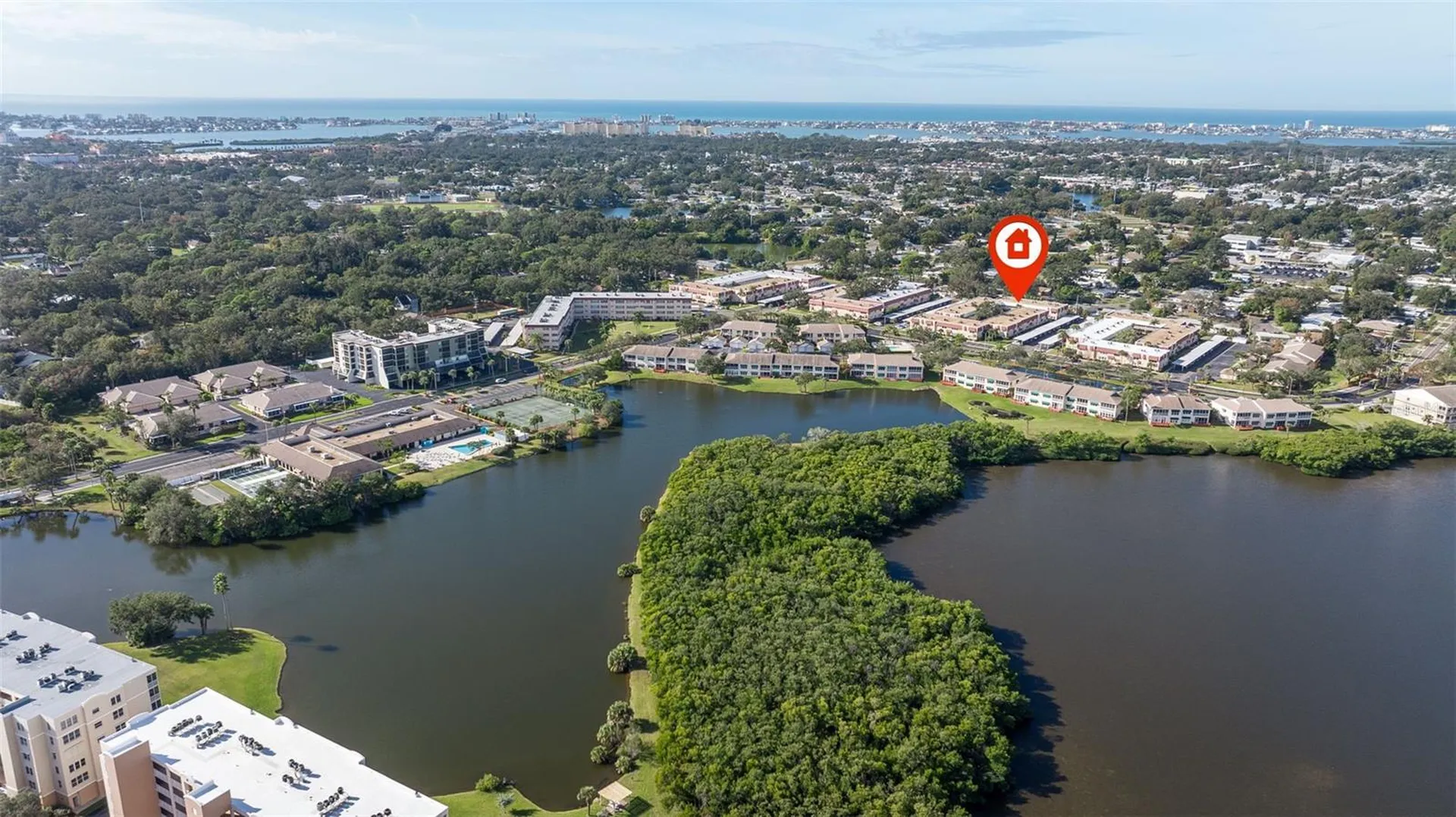 10035 63rd Avenue N St Petersburg FL 33708