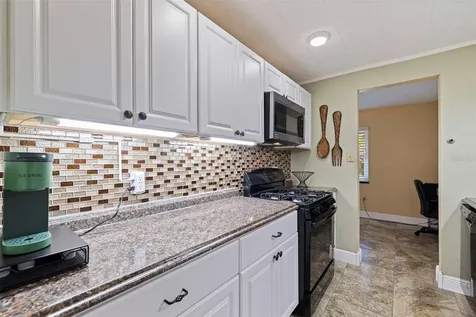 10035 63rd Avenue N St Petersburg FL 33708