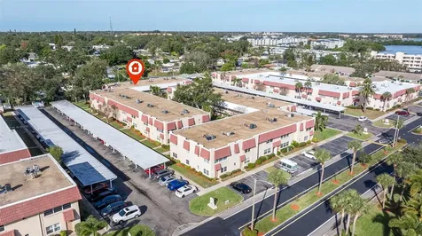 10035 63rd Avenue N St Petersburg FL 33708