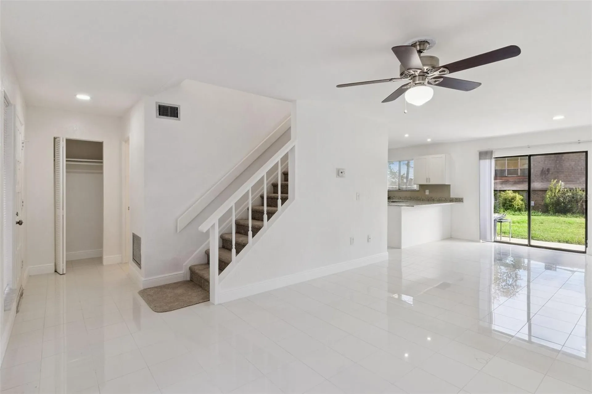 1836 N Crystal Lake Drive Lakeland FL 33801