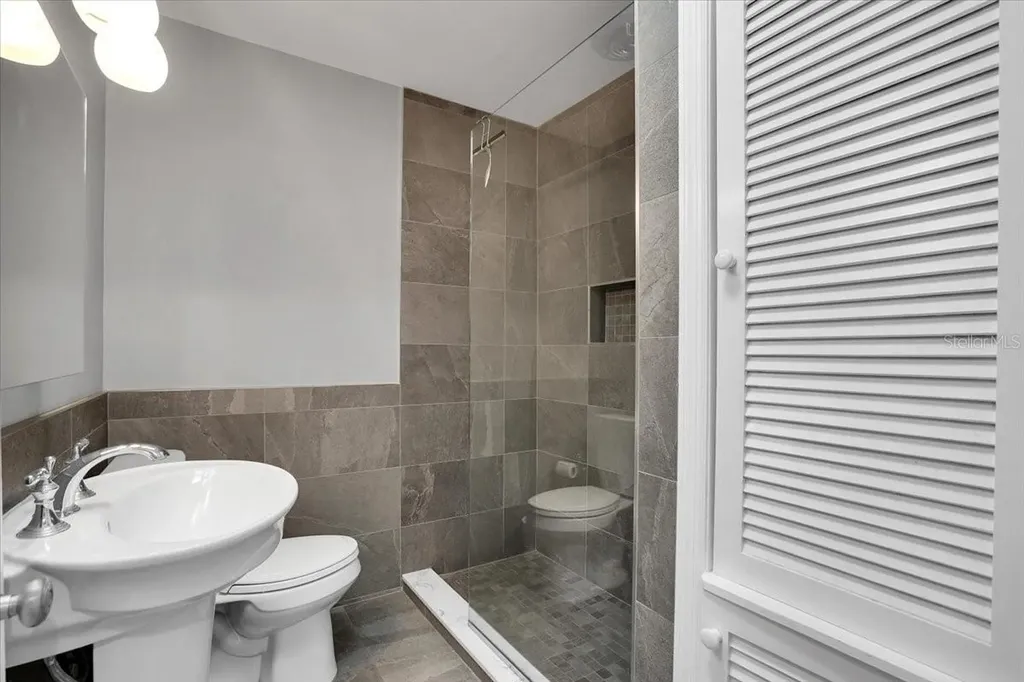 2814 47th Street S Gulfport FL 33711