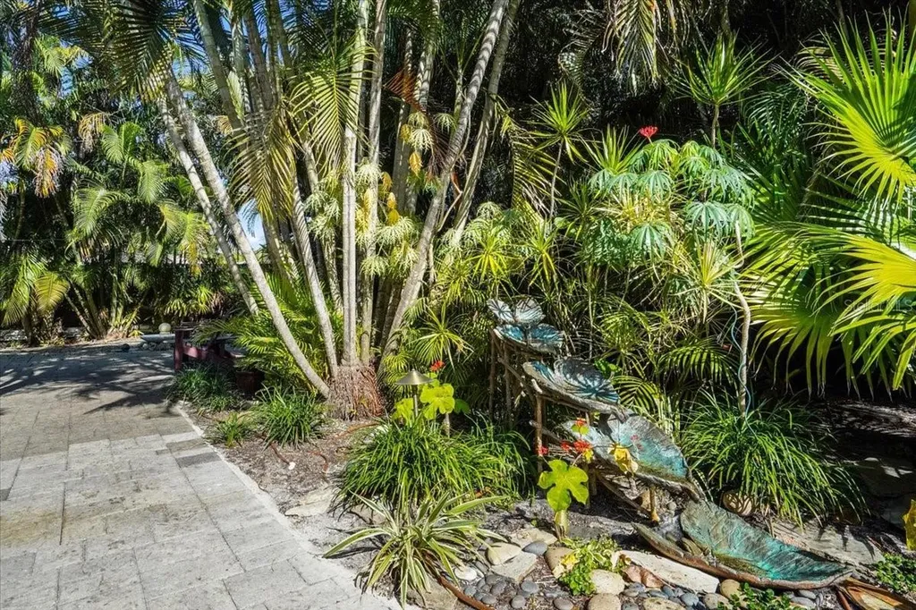 2814 47th Street S Gulfport FL 33711