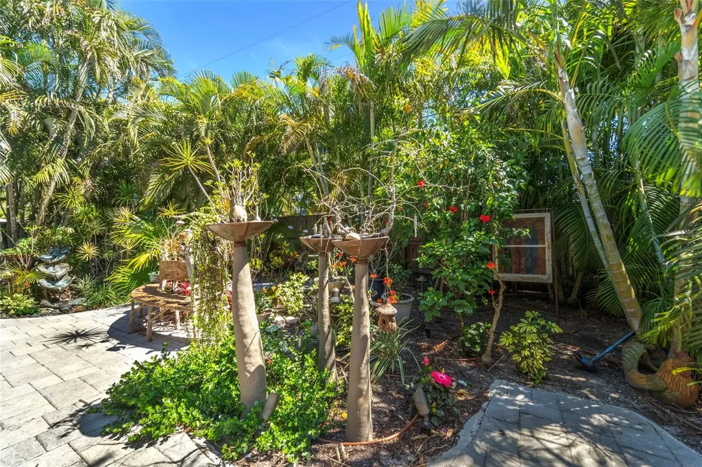 2814 47th Street S Gulfport FL 33711