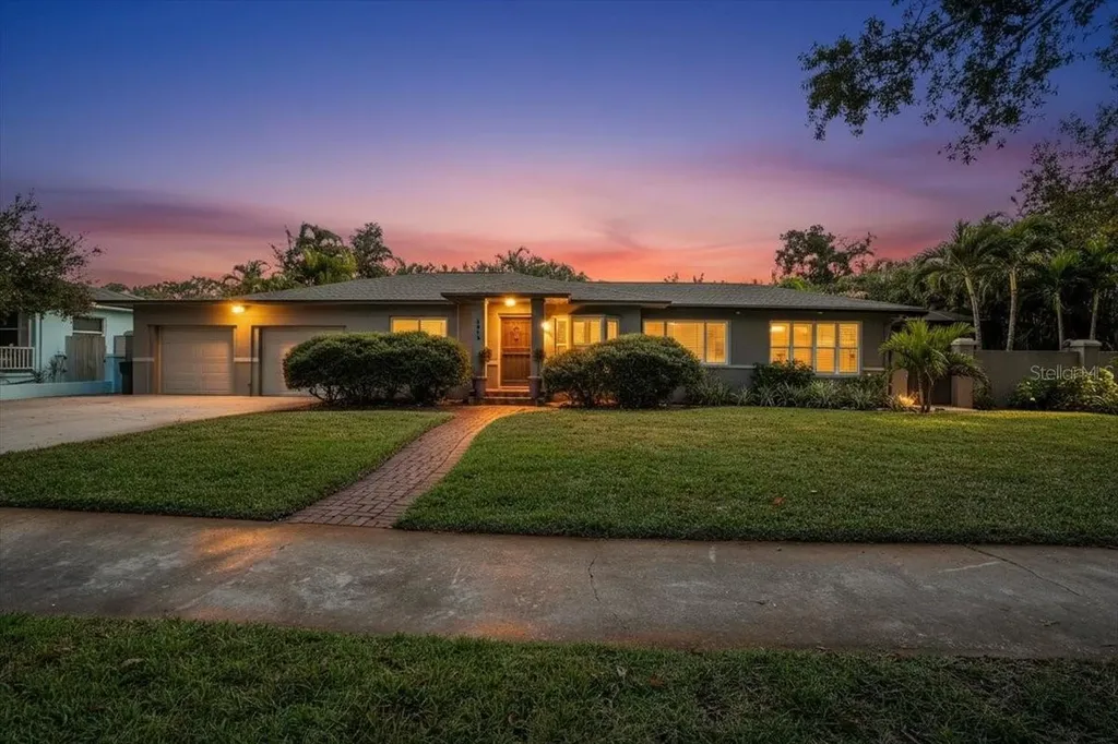2814 47th Street S Gulfport FL 33711