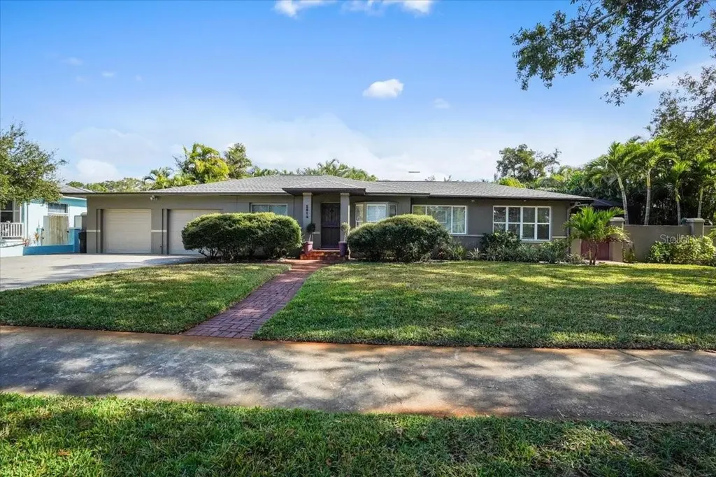 2814 47th Street S Gulfport FL 33711