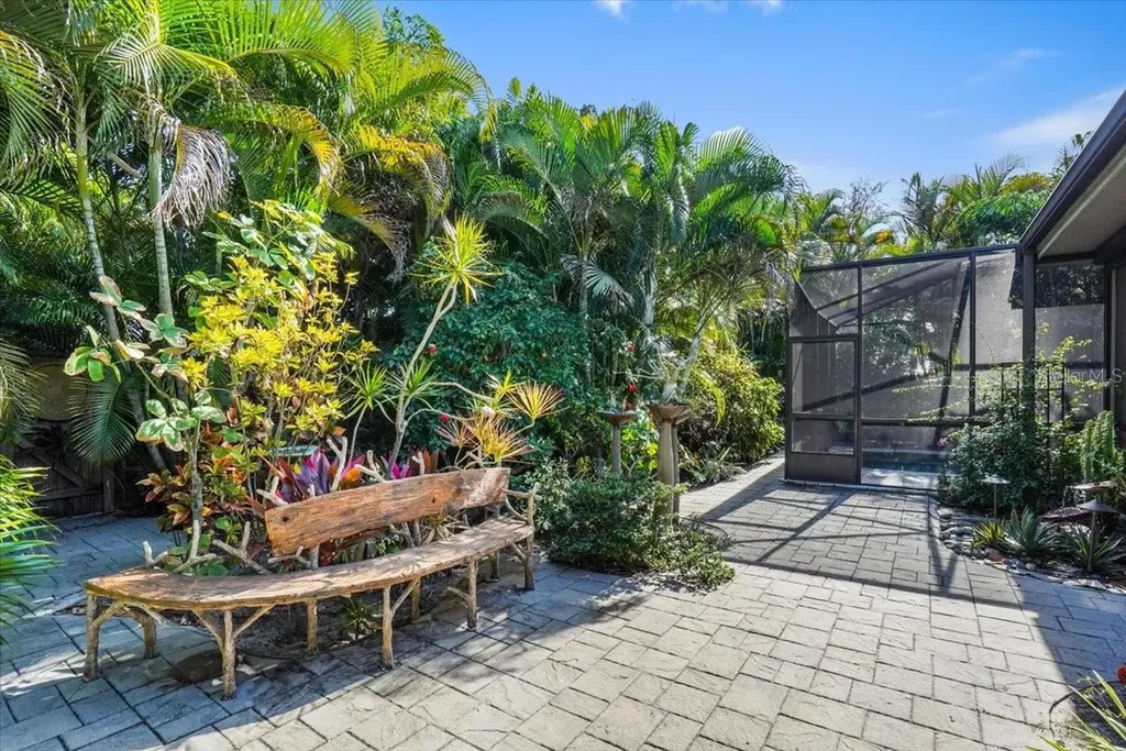 2814 47th Street S Gulfport FL 33711