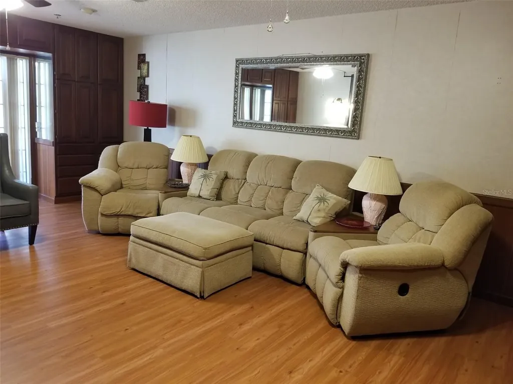 2051 Vista Del Sol Circle Lutz FL 33558
