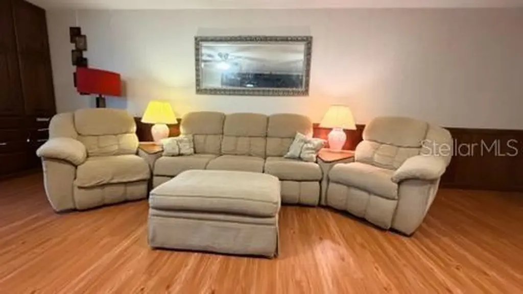 2051 Vista Del Sol Circle Lutz FL 33558