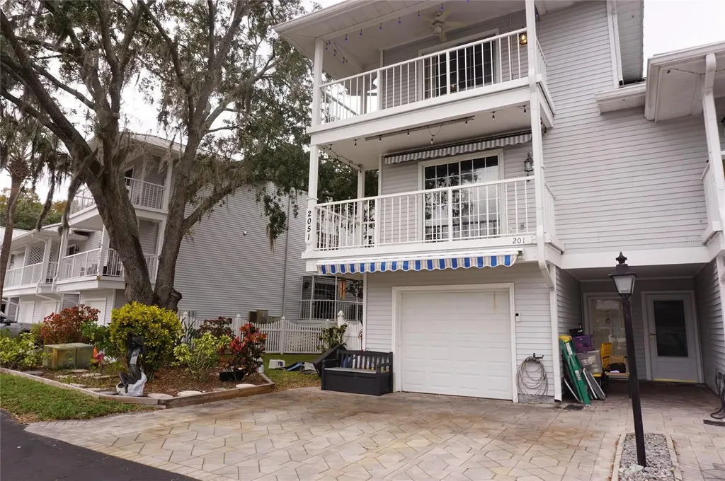 2051 Vista Del Sol Circle Lutz FL 33558
