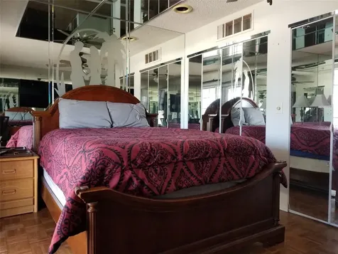 2051 Vista Del Sol Circle Lutz FL 33558