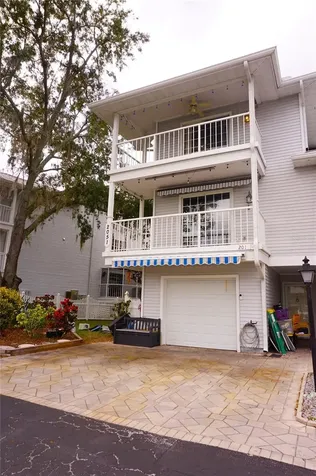2051 Vista Del Sol Circle Lutz FL 33558
