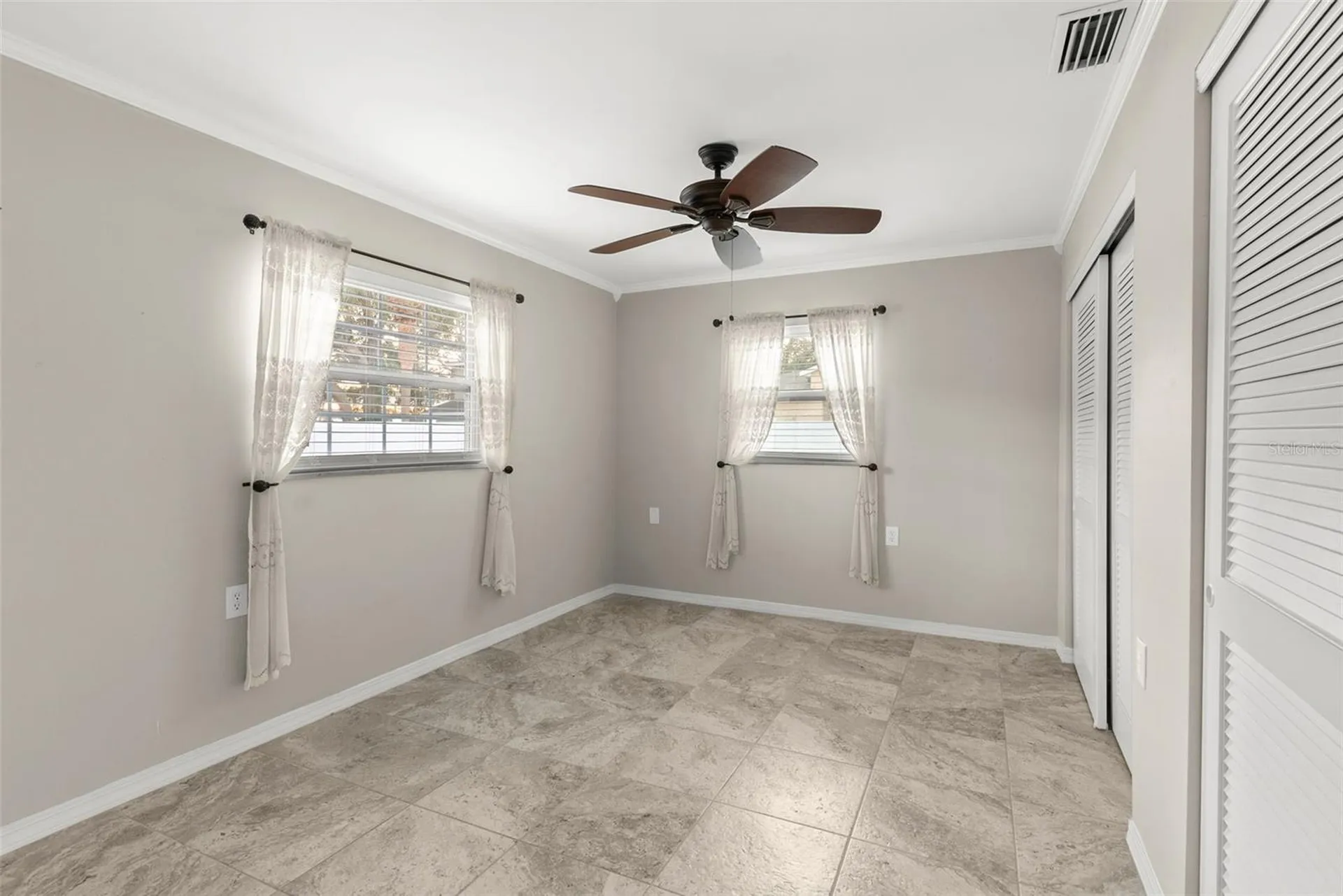 7861 38th Terrace N St Petersburg FL 33709
