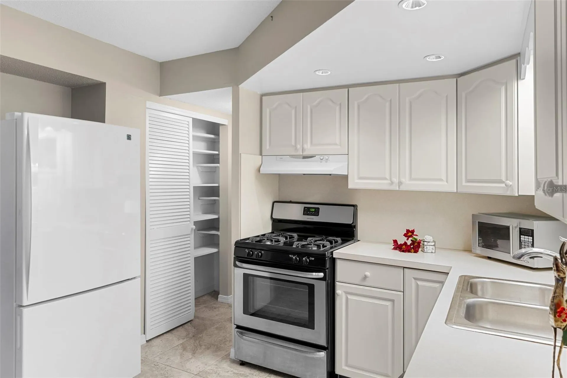 7861 38th Terrace N St Petersburg FL 33709