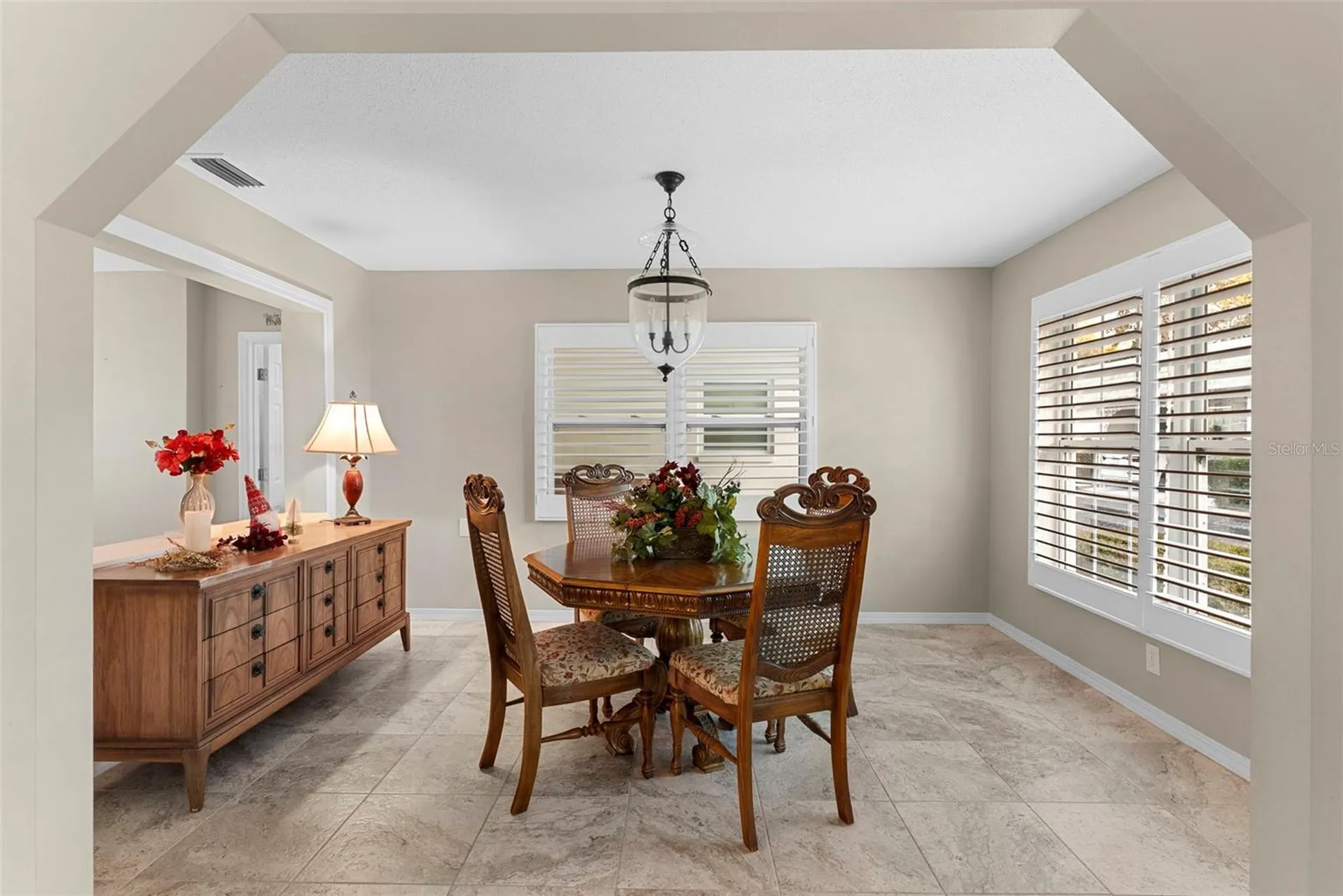 7861 38th Terrace N St Petersburg FL 33709