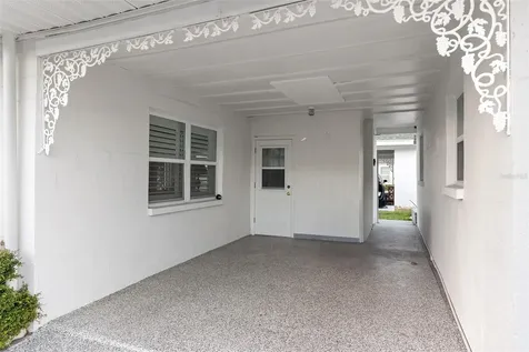 7861 38th Terrace N St Petersburg FL 33709
