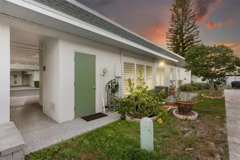 7861 38th Terrace N St Petersburg FL 33709