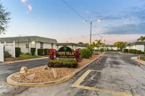 7861 38th Terrace N St Petersburg FL 33709