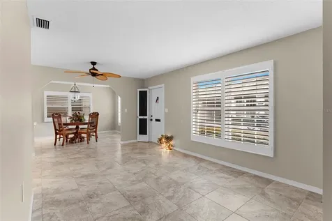 7861 38th Terrace N St Petersburg FL 33709