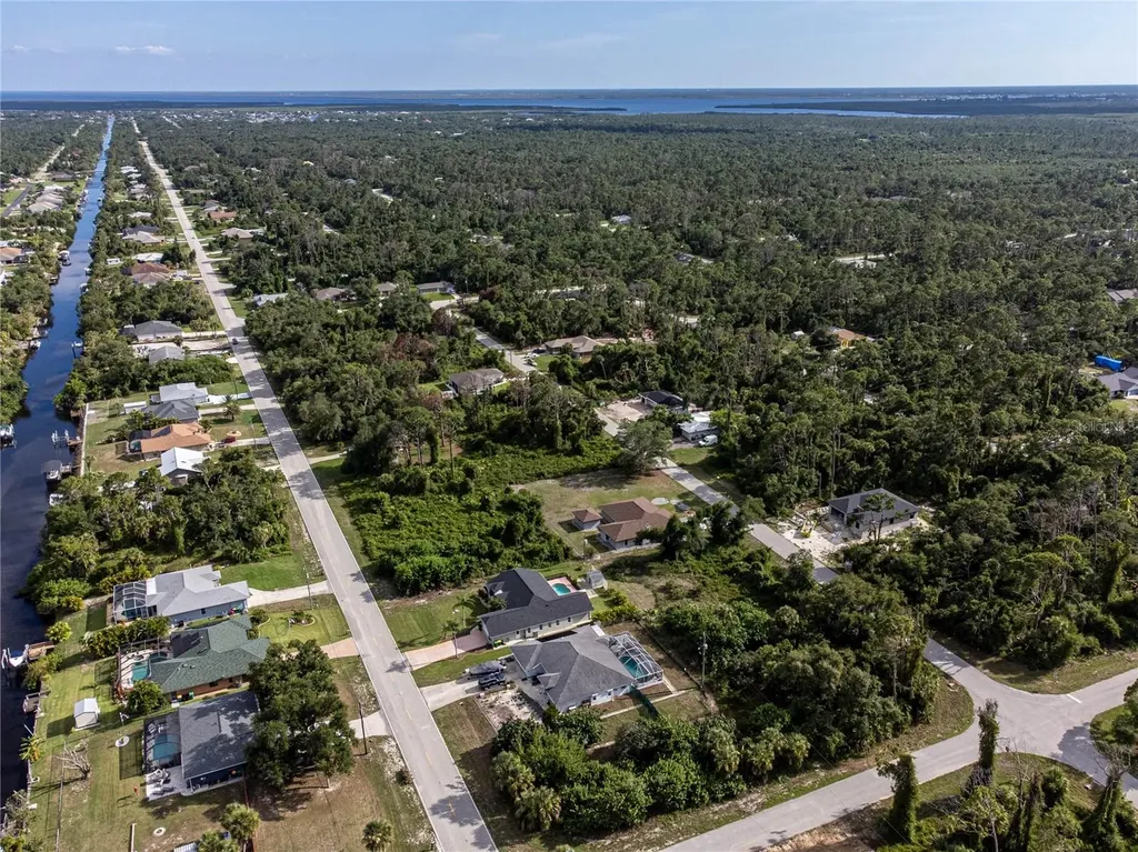 17221 Nixon Avenue Port Charlotte FL 33948