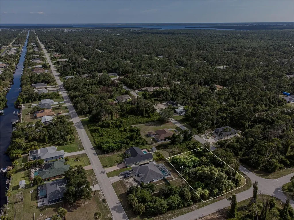 17221 Nixon Avenue Port Charlotte FL 33948