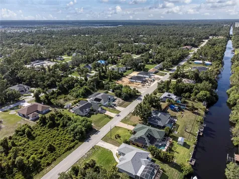 17221 Nixon Avenue Port Charlotte FL 33948
