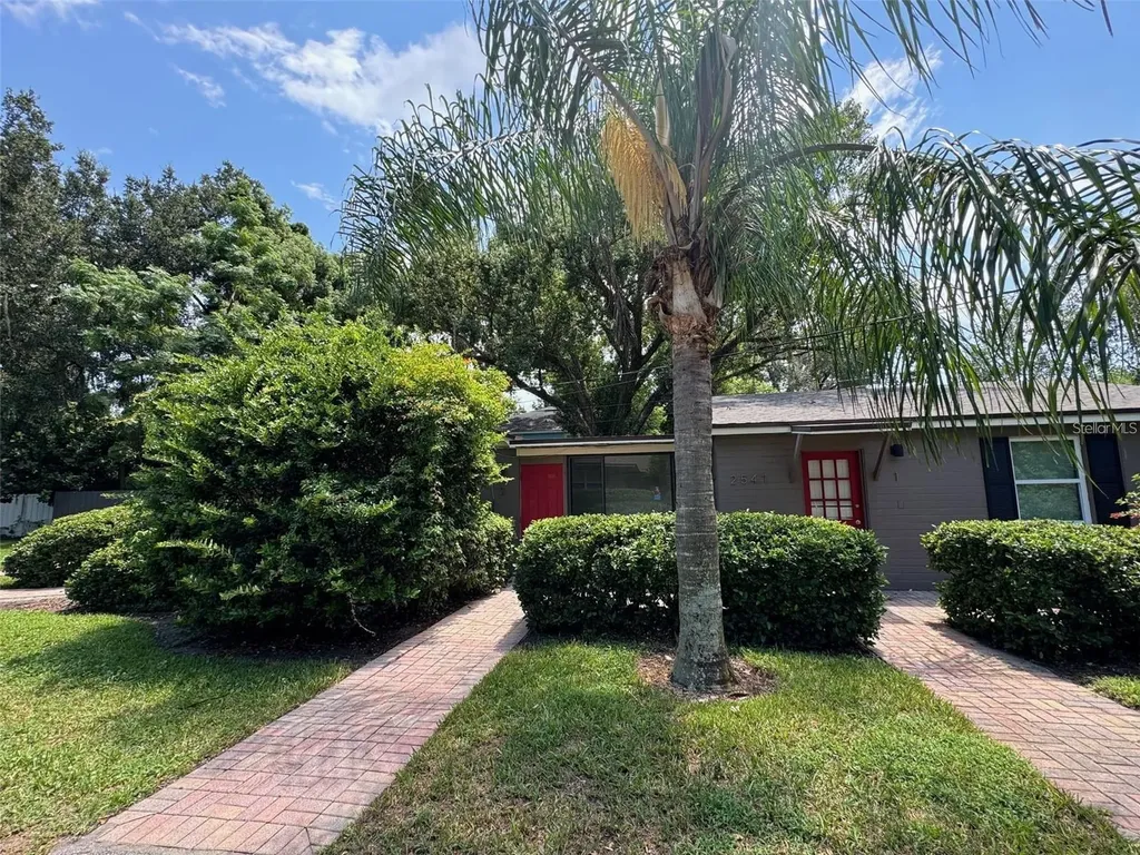 2547 S Mills Avenue Orlando FL 32806