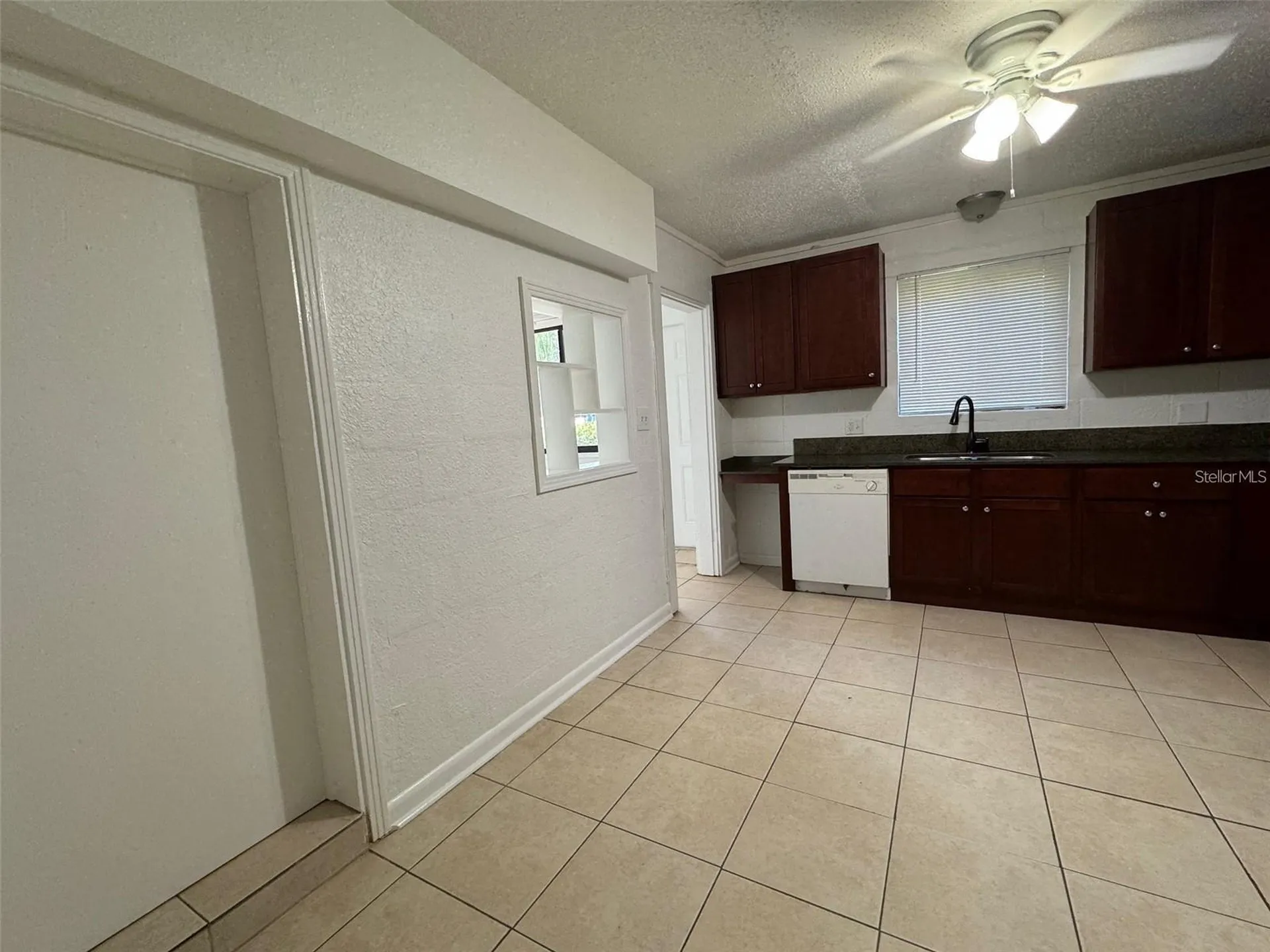 2547 S Mills Avenue Orlando FL 32806