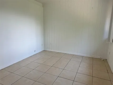 2547 S Mills Avenue Orlando FL 32806