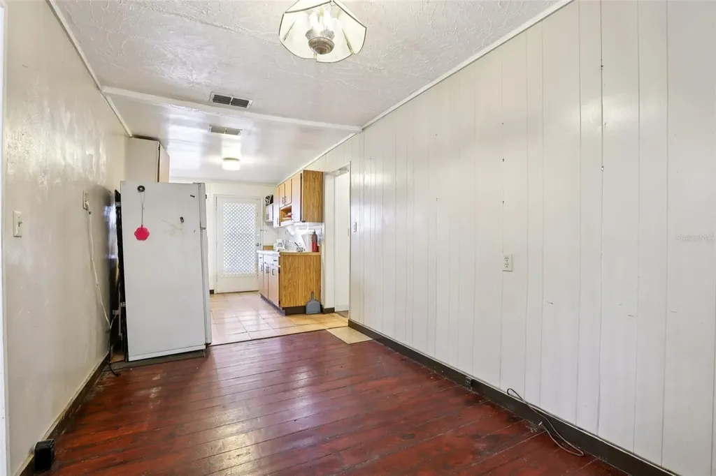 38025 13th Avenue Zephyrhills FL 33542