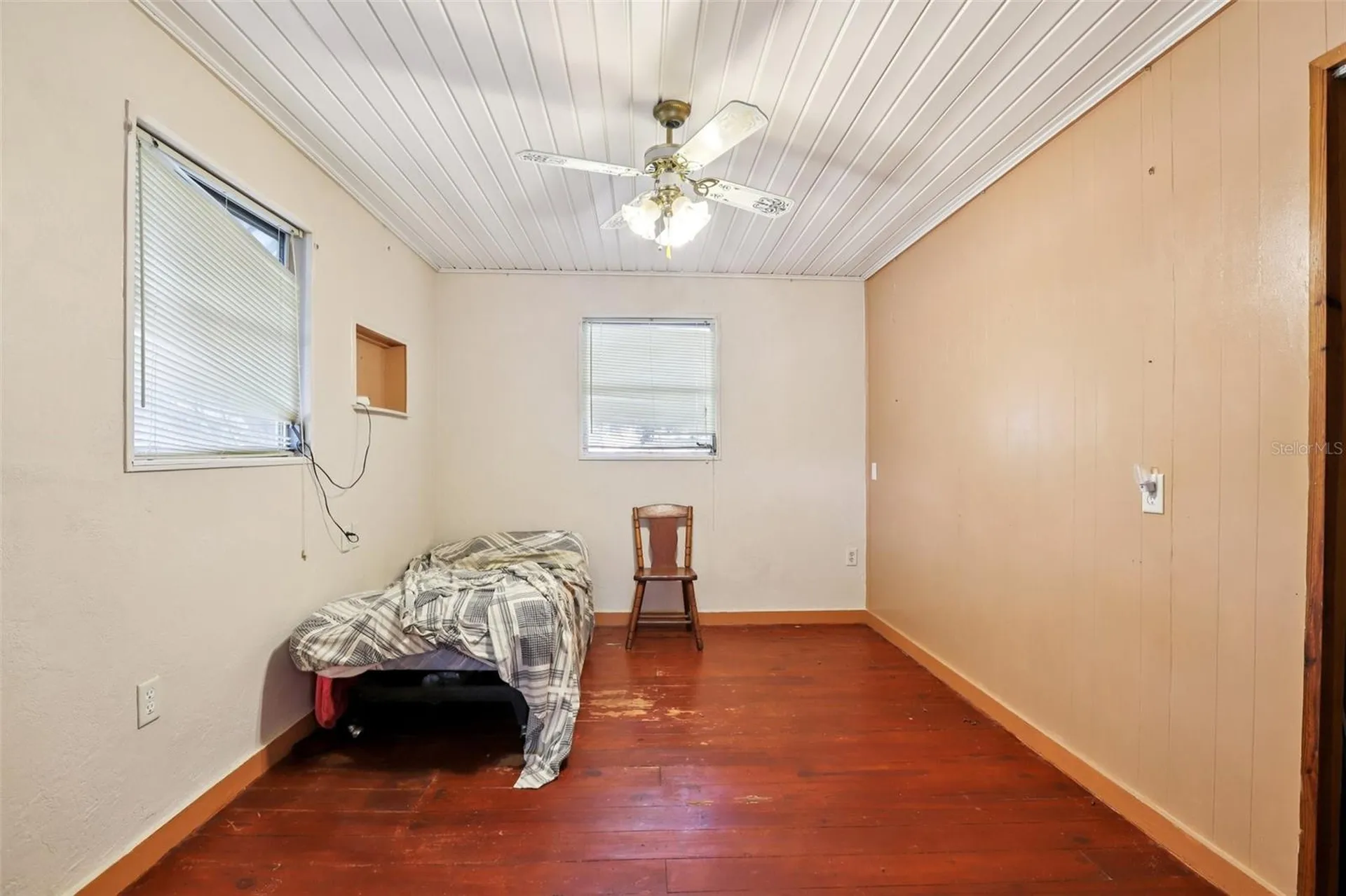 38025 13th Avenue Zephyrhills FL 33542