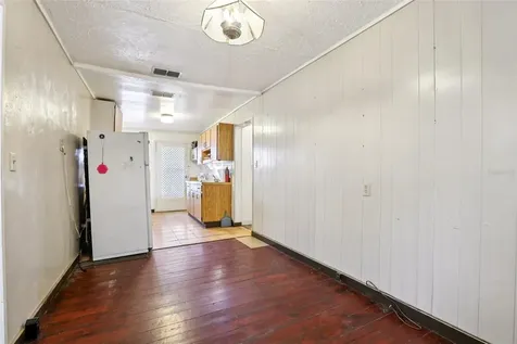 38025 13th Avenue Zephyrhills FL 33542