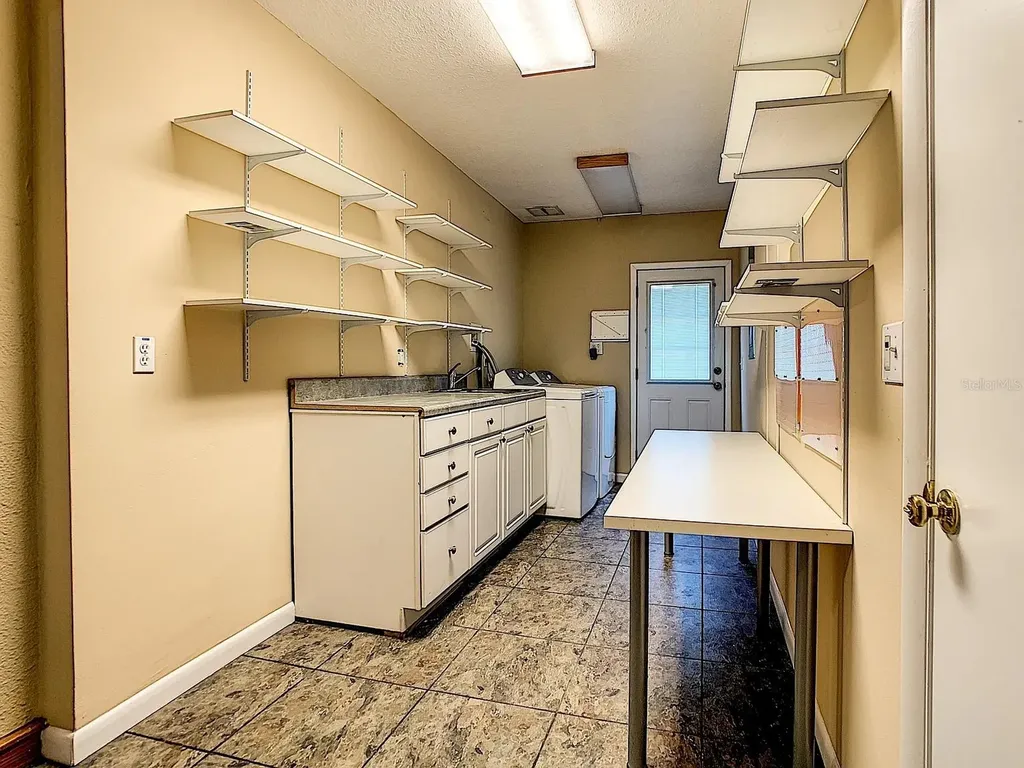 3058 Brandywine Drive Orlando FL 32806