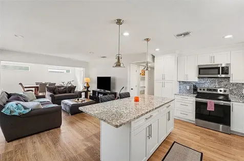 6504 N 21st Street Tampa FL 33610