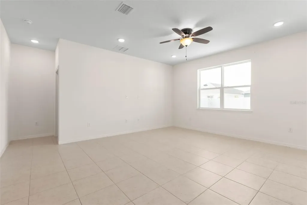 3 Oakleaf Way Palm Coast FL 32137