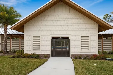 3 Oakleaf Way Palm Coast FL 32137