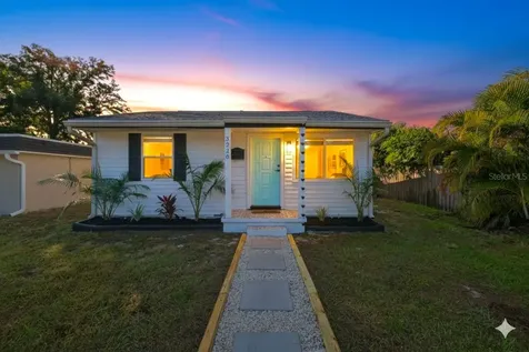 3226 36th Avenue N St Petersburg FL 33713