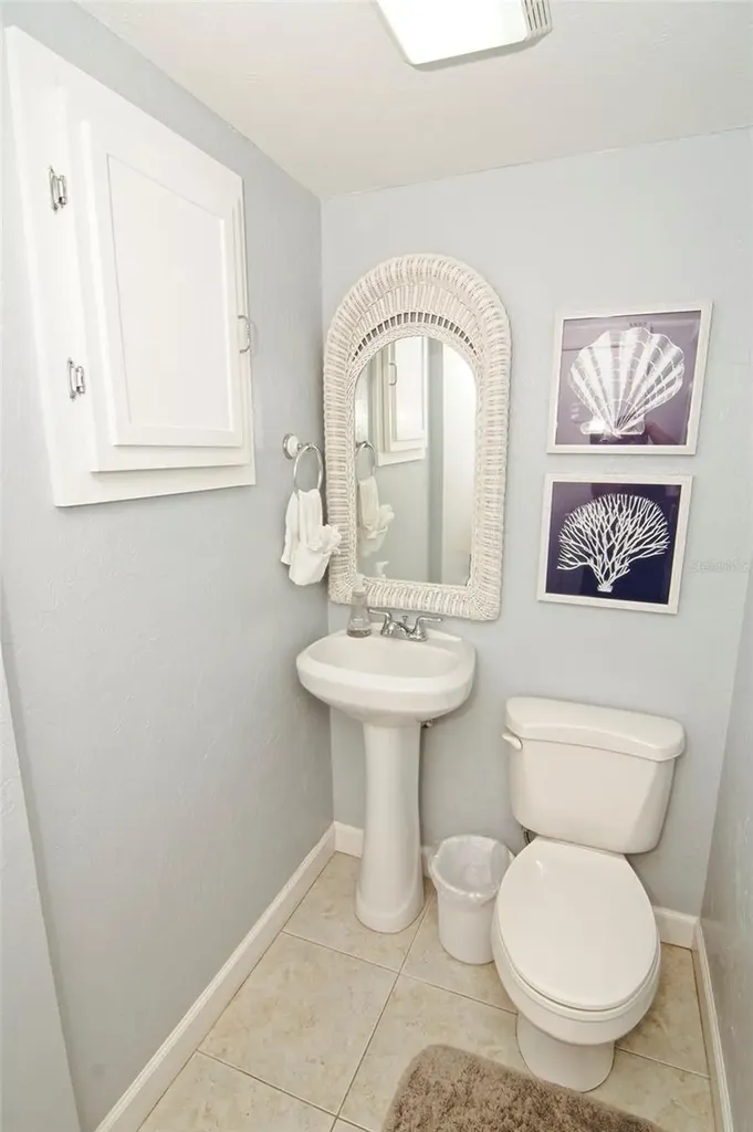 2219 Avenue C Bradenton Beach FL 34217