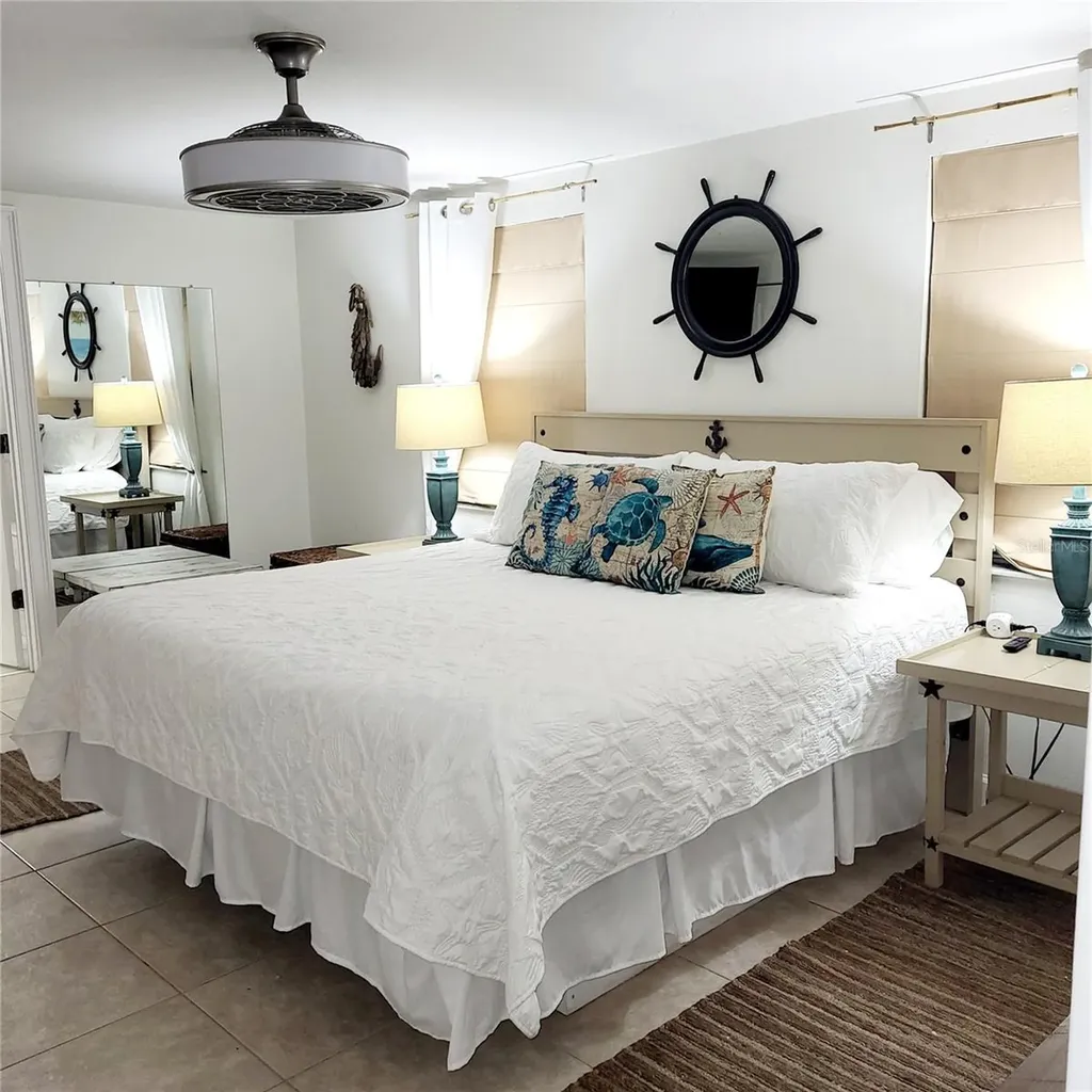 2219 Avenue C Bradenton Beach FL 34217