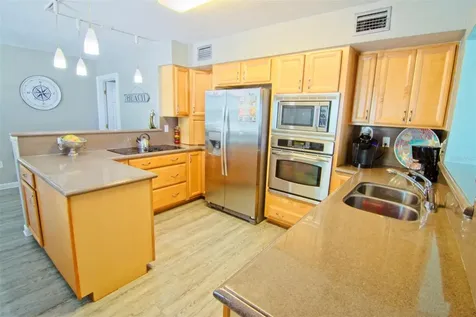 2219 Avenue C Bradenton Beach FL 34217