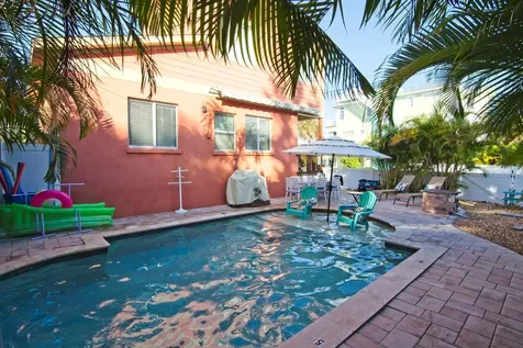 2219 Avenue C Bradenton Beach FL 34217