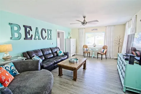 2219 Avenue C Bradenton Beach FL 34217