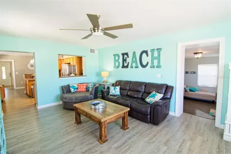 2219 Avenue C Bradenton Beach FL 34217