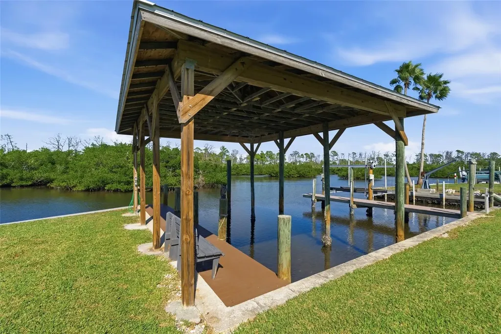 2050 Oyster Creek Drive Englewood FL 34224