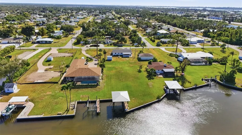 2050 Oyster Creek Drive Englewood FL 34224