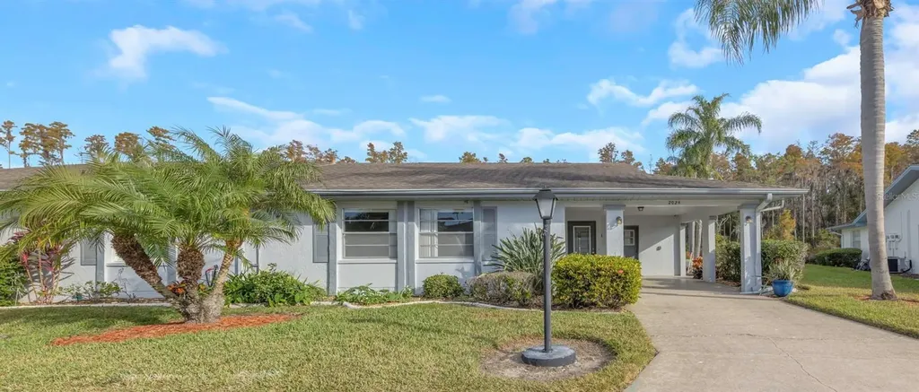 2024 Heathfield Circle Sun City Center FL 33573