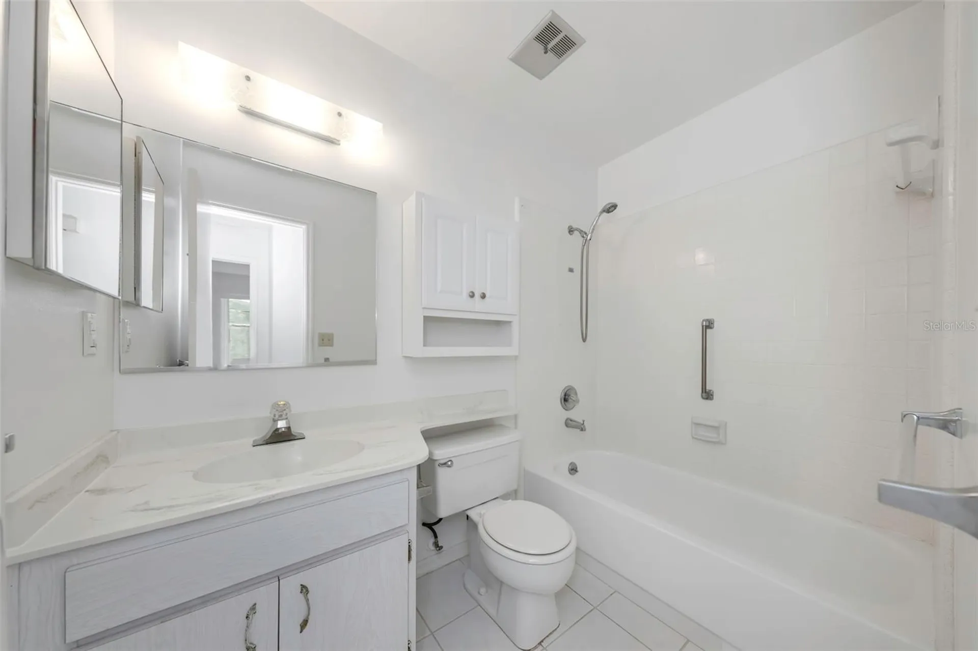 2024 Heathfield Circle Sun City Center FL 33573