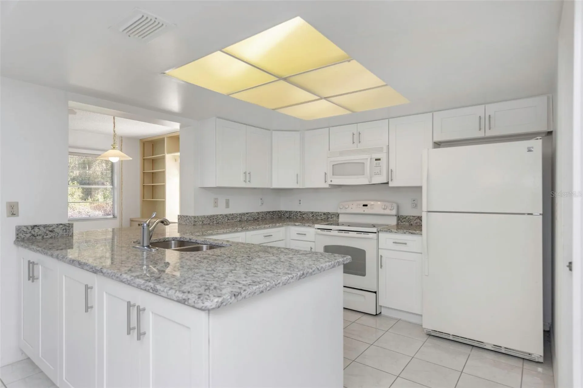2024 Heathfield Circle Sun City Center FL 33573