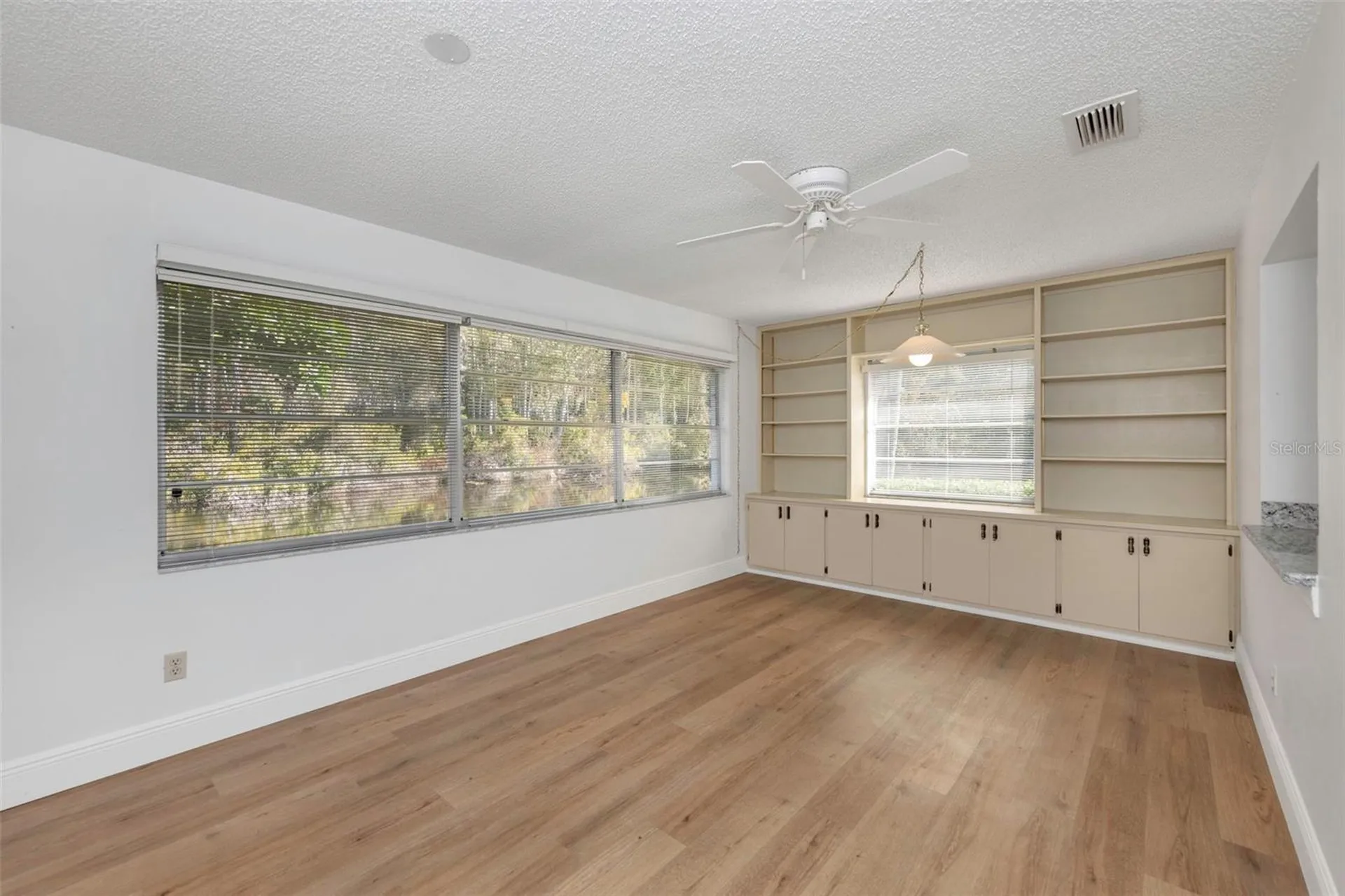 2024 Heathfield Circle Sun City Center FL 33573